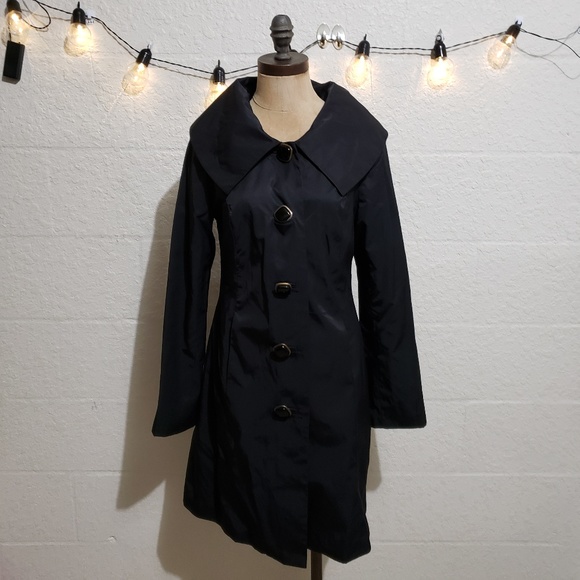 Vertigo Paris Jackets & Blazers - Vertigo Paris Wide Collar Bow Back Trench Coat